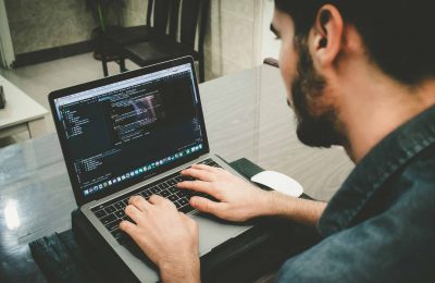 syseleven-landingpage-kubernetes-toolchain-header-1980x1280-web-danial-igdery-FCHlYvR5gJI-unsplash